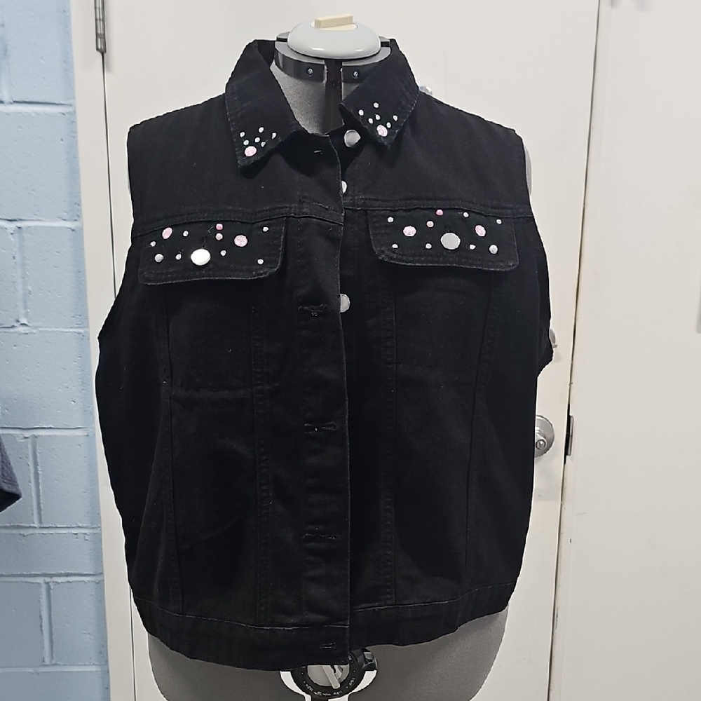 SHEIN Black Denim Vest with Stud Accents